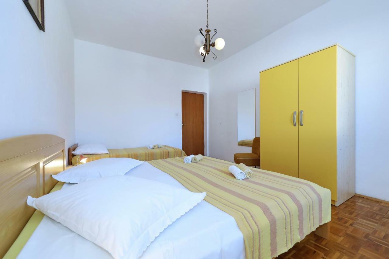 Apartmani Mila พาก ภายนอก รูปภาพ
