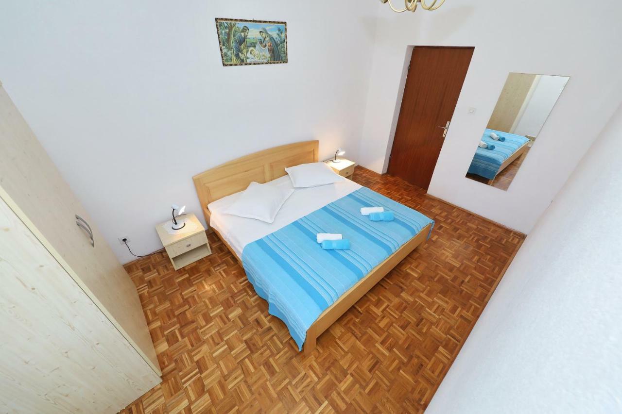 Apartmani Mila พาก ภายนอก รูปภาพ